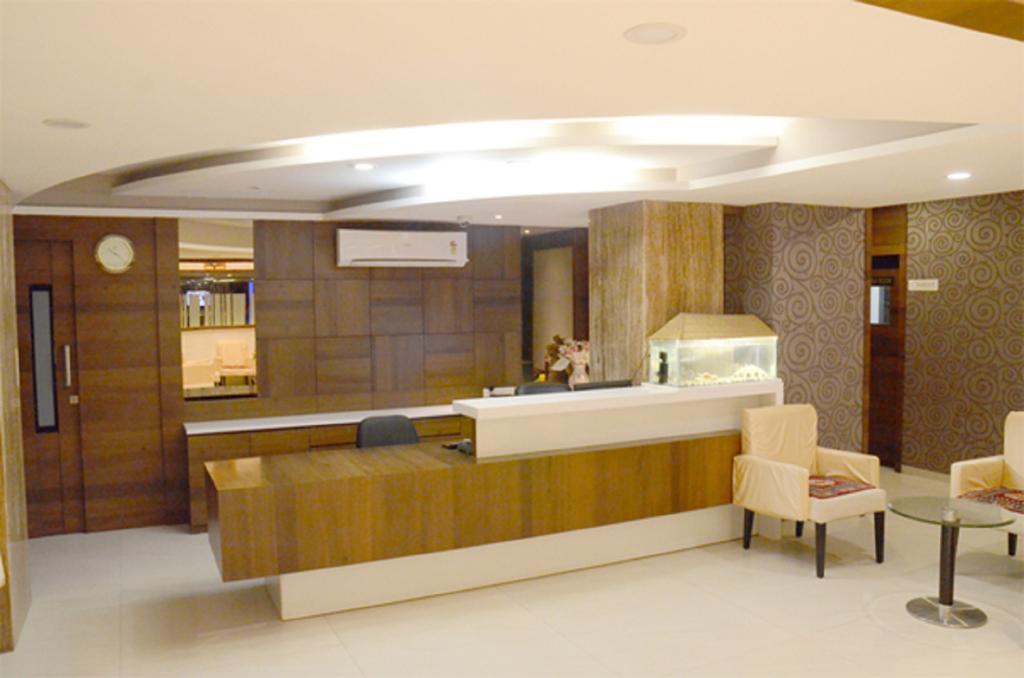 Hotel Blue Lagoon Daman Extérieur photo